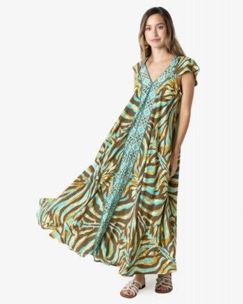 Long flowing Dress